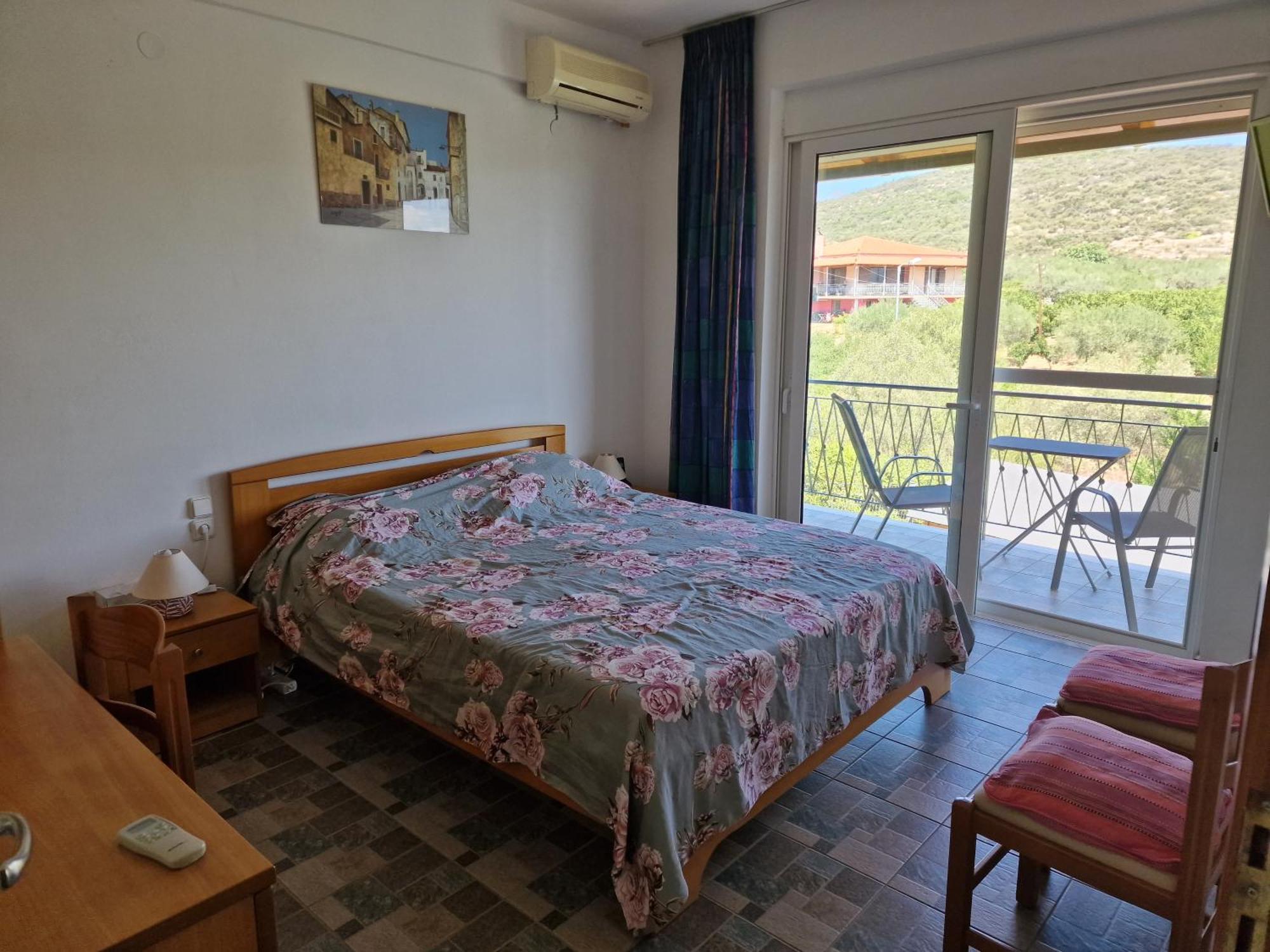 Grieks Vakantiehuis To Kalokairi Kougaíika Extérieur photo